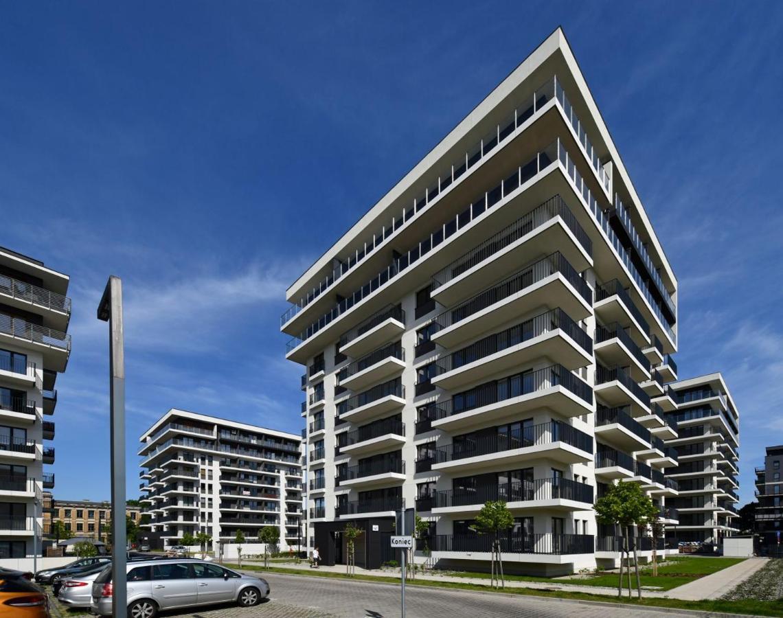 Luxury In -2-bright-secure&freeparking Apartment *